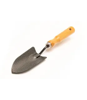 Gartenharke zum Pflanzen MASTERTOOL schmal 300*60 mm mit Holzstiel 14-6188