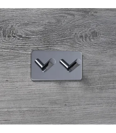 Dvojitý samolepiaci vešiak