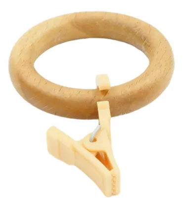 Drevené krúžky na záclonové tyče