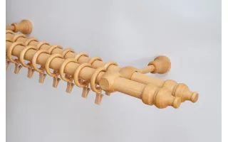 Holz-Gardinenstangen